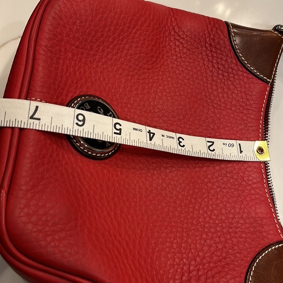 Like New Dooney Bourke Small Red Shoulder/Crossbody Bag. All Weather Leather. - Picture 14 of 16